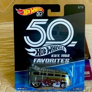 Hot Wheels Volkswagen T1 Drag Bus